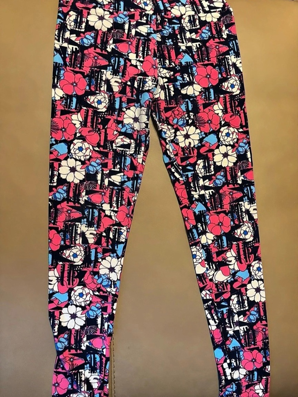 Lularoe Printed Leggings Floral Print Black & Pink